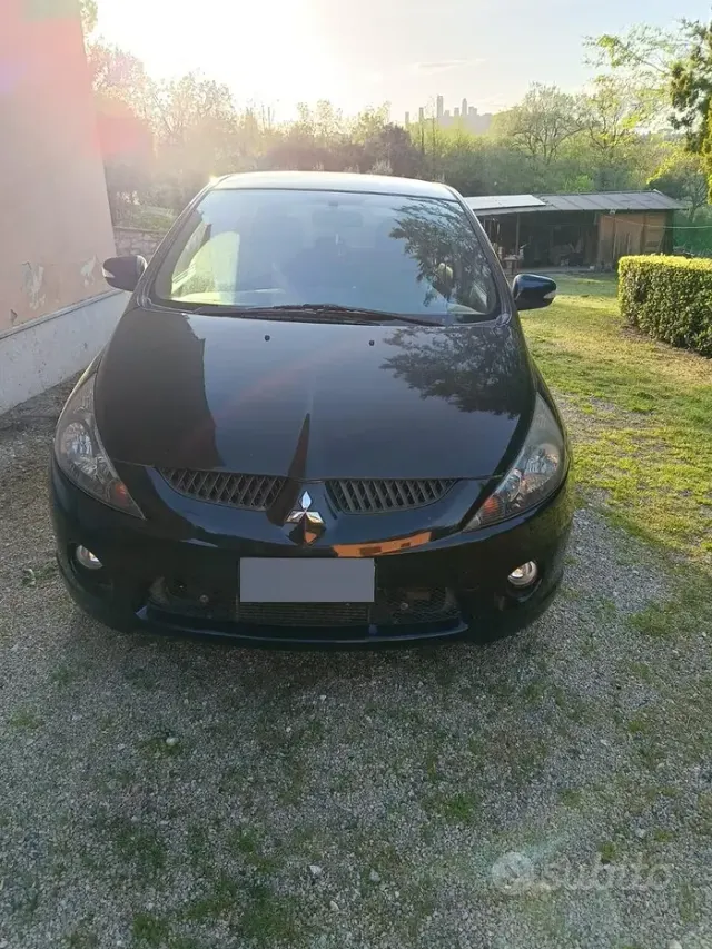 Mitsubishi Grandis