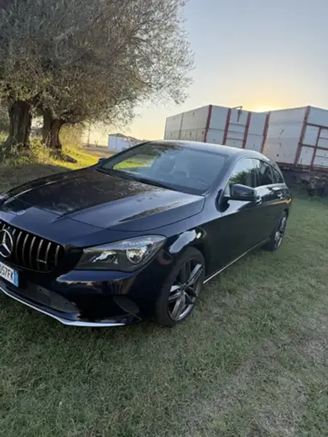 Mercedes-Benz CLA 180