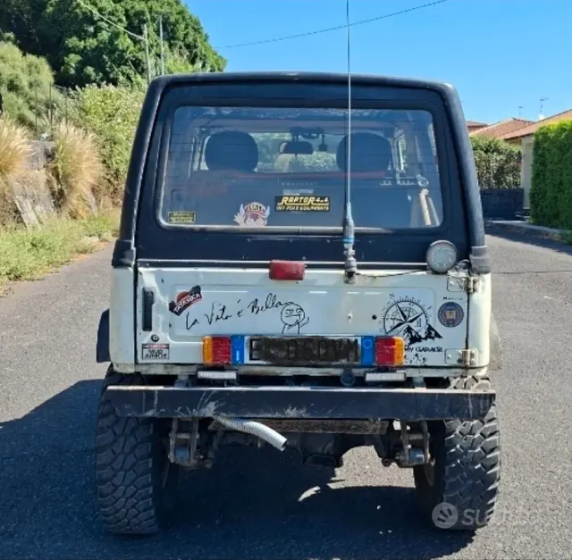 Suzuki SJ400/Samurai