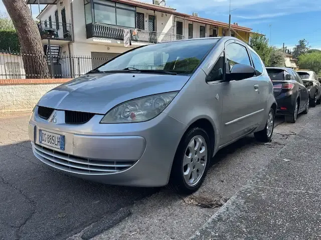 Mitsubishi Colt
