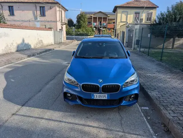 BMW 220
