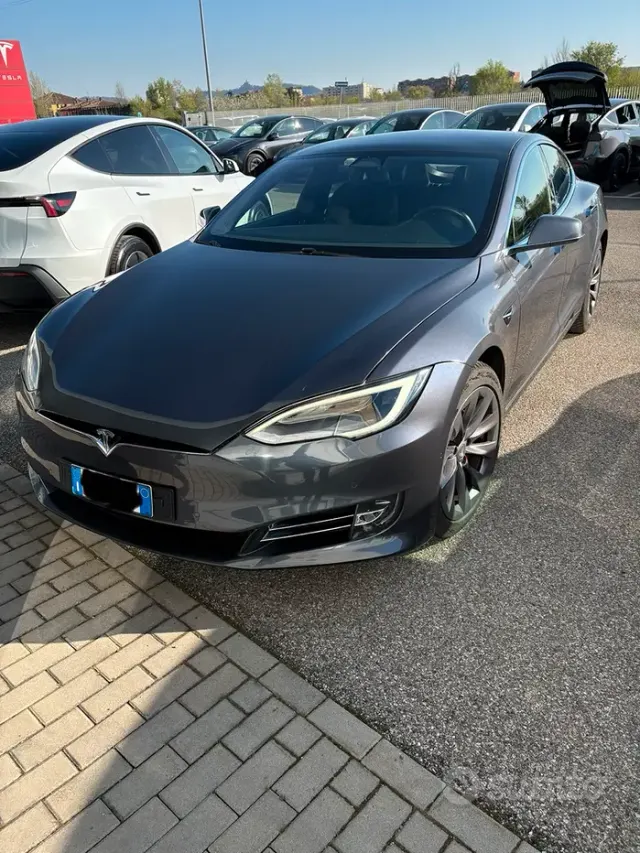 Tesla Model S