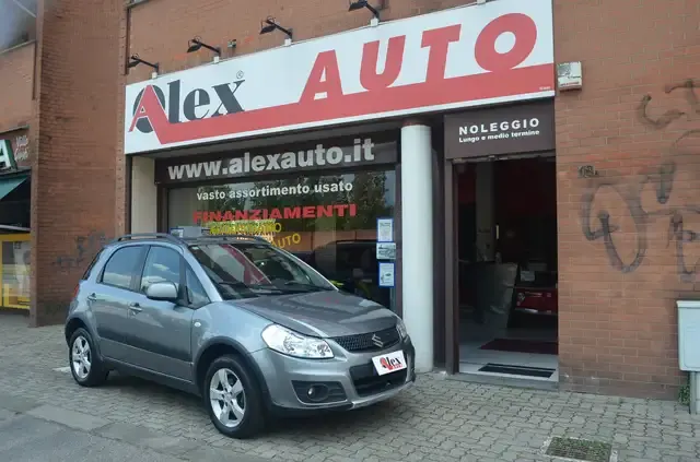 Suzuki SX4