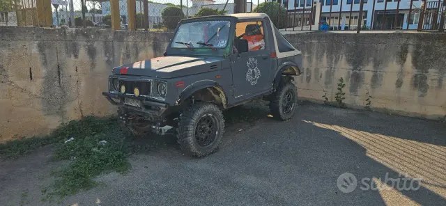 Suzuki Samurai