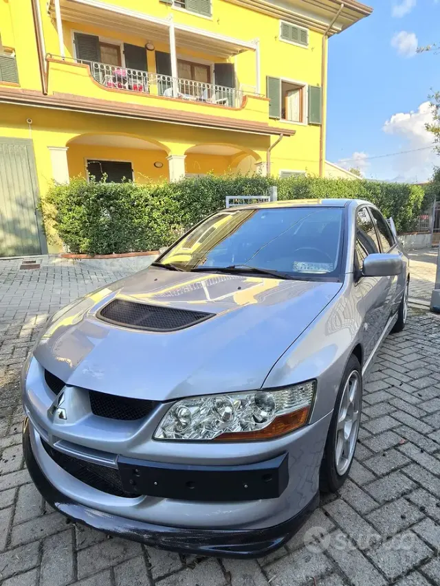 Mitsubishi Lancer EVO