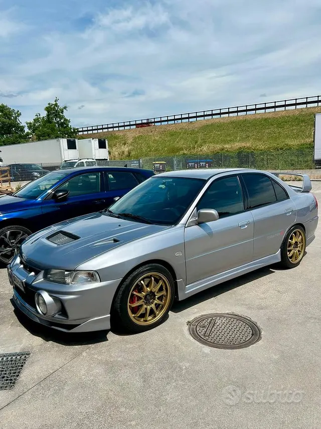 Mitsubishi Lancer EVO
