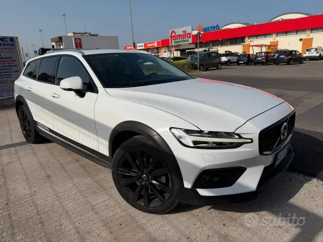 Volvo V60 CC (2018-2024)