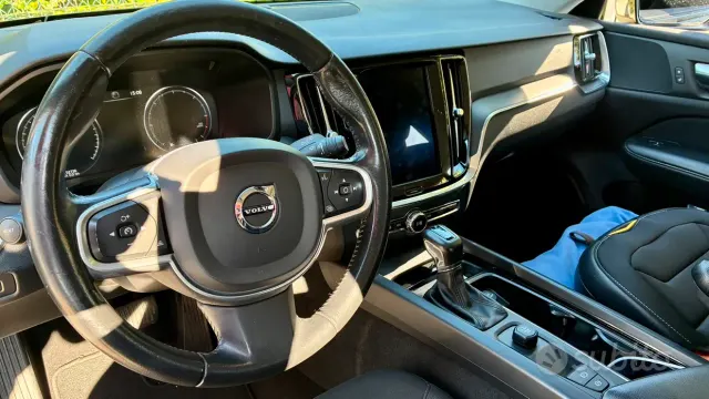 Volvo V60 (2018-->)