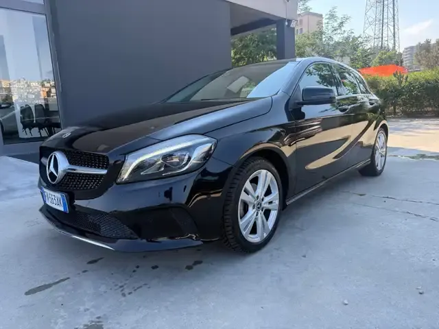 Mercedes-Benz A 180