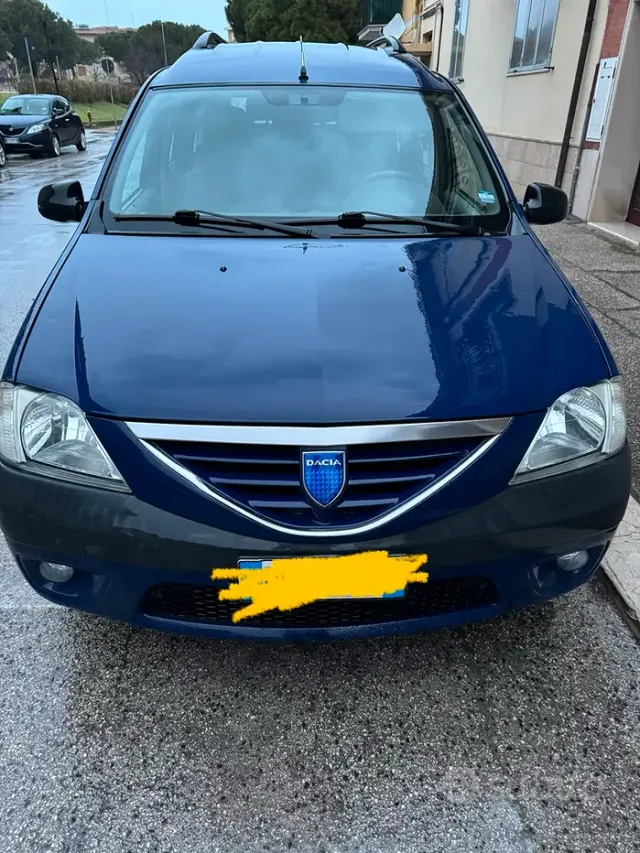 Dacia Logan 1ª serie
