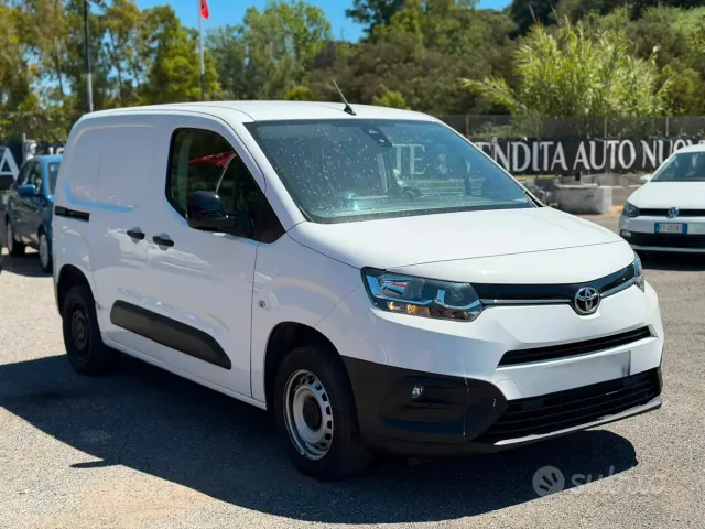 Toyota Proace City