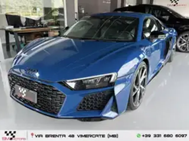 Audi R8