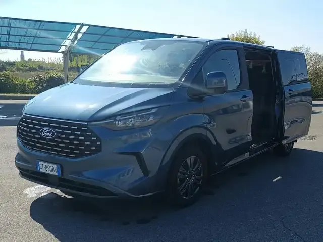 Ford Tourneo Custom