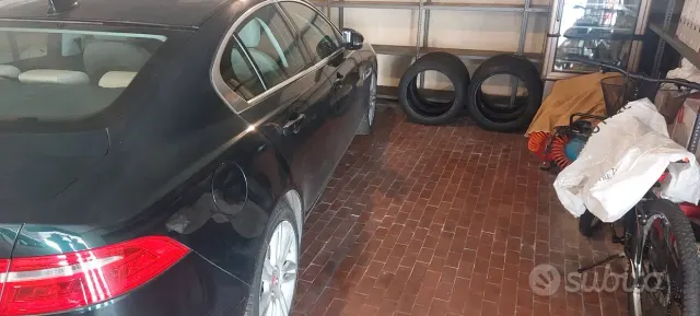Jaguar XE (X760)
