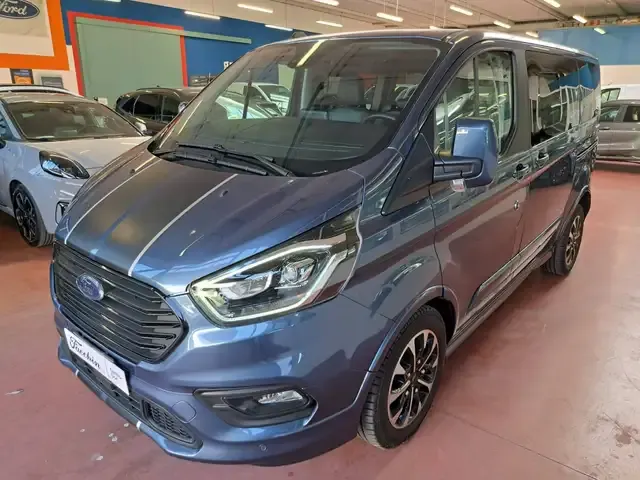 Ford Tourneo Custom