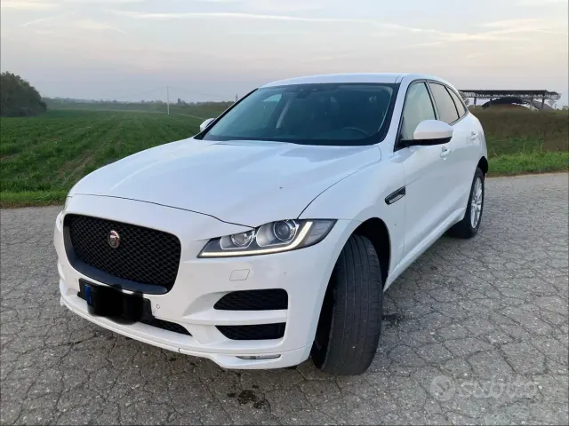 Jaguar F-Pace (X761)