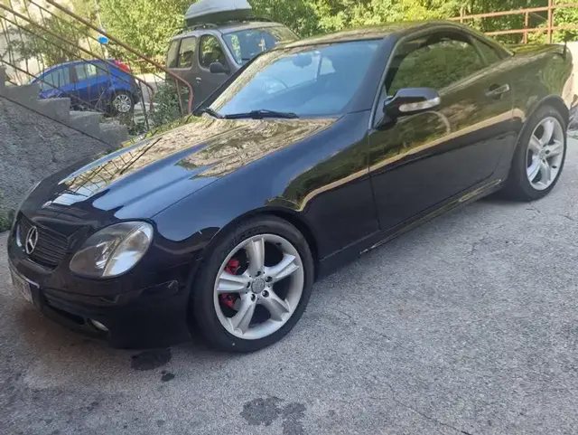 Mercedes-Benz SLK 200