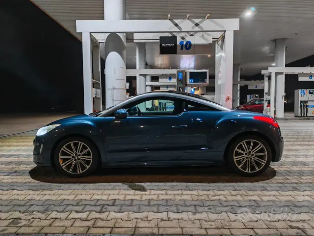 Peugeot RCZ