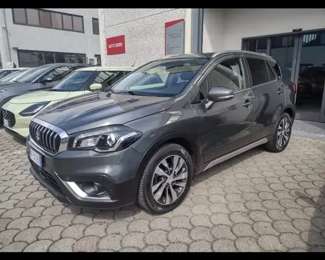 Suzuki S-Cross