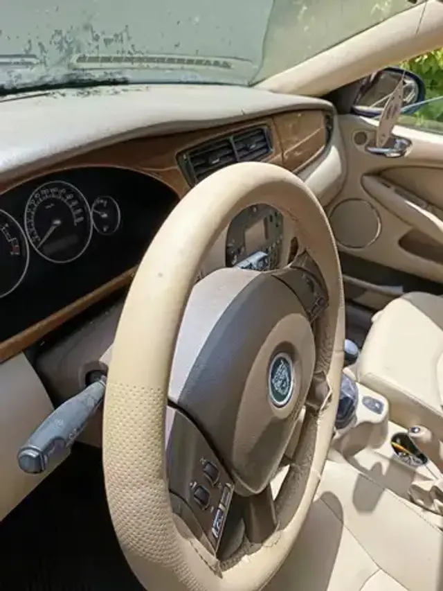 Jaguar X-Type