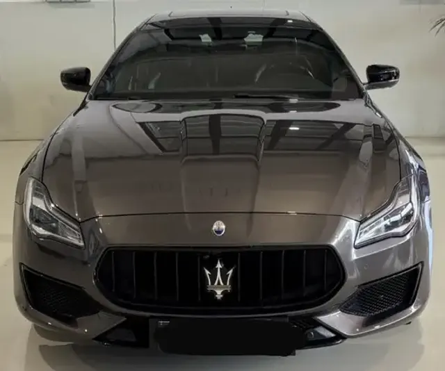 Maserati Quattroporte