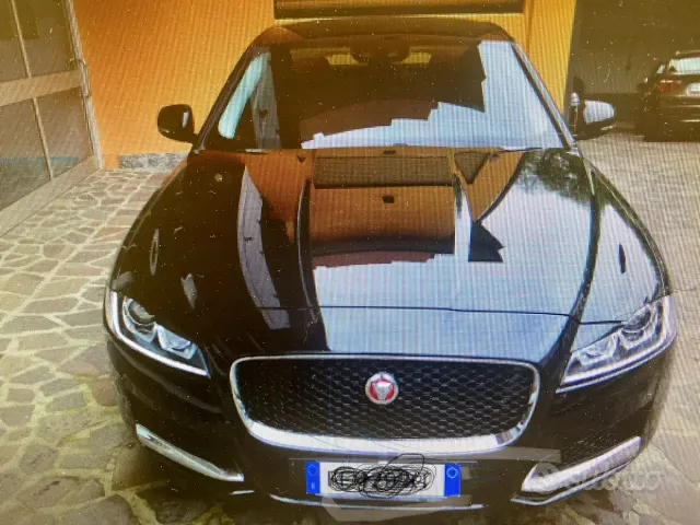 Jaguar XF 2ª serie (X260)
