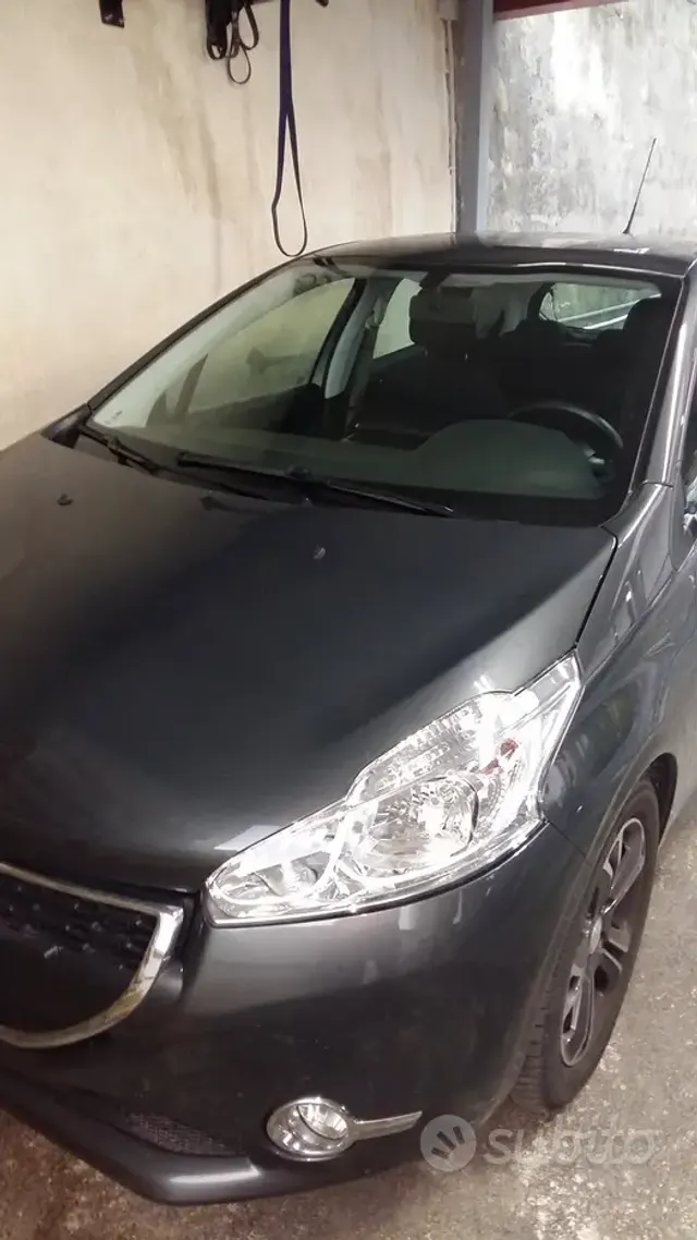 Peugeot 208 1° serie