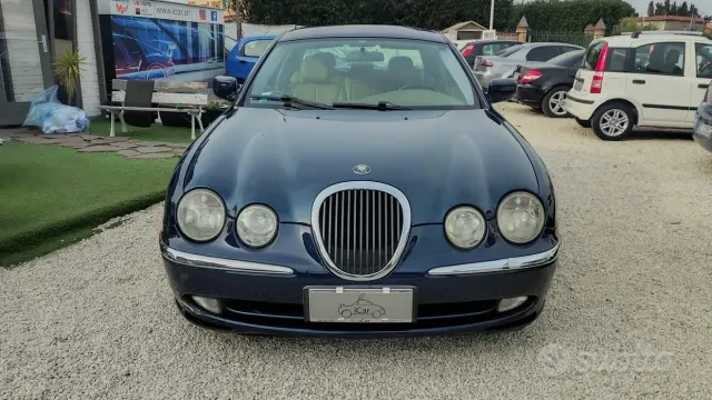 Jaguar S-Type (X204)