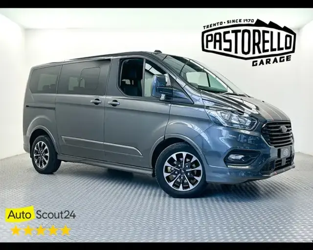 Ford Tourneo Custom