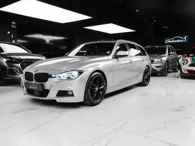 BMW 330