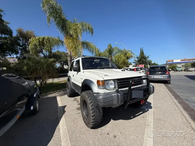 Mitsubishi Pajero ('82-'00)