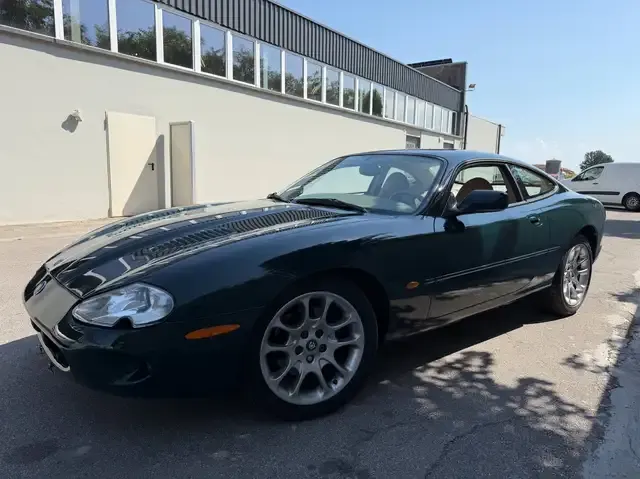 Jaguar XKR