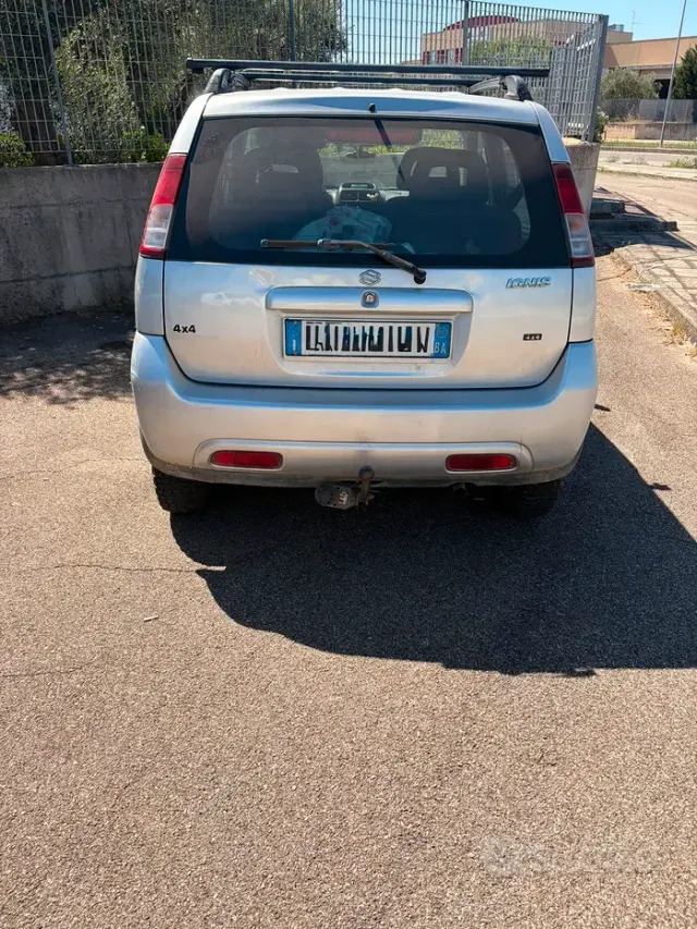 Suzuki Ignis 1ª serie