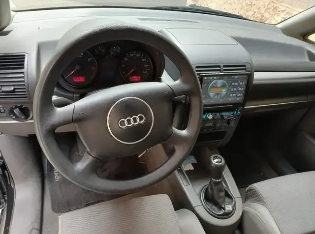 Audi A2