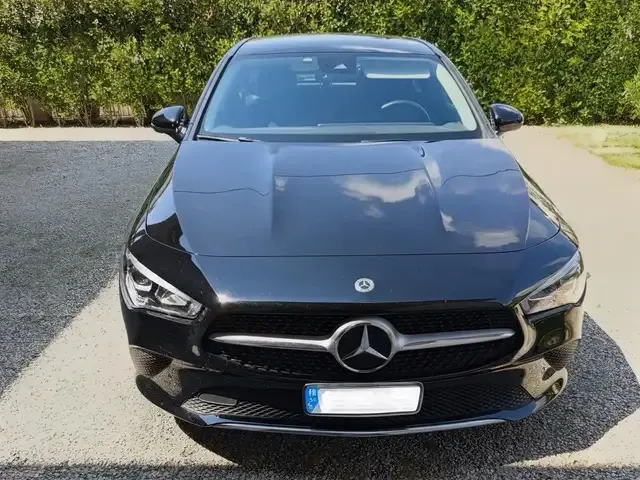 Mercedes-Benz CLA 180