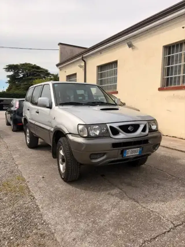Nissan Terrano