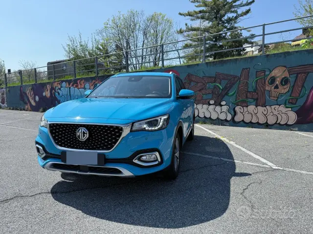 MG HS (2022-->)