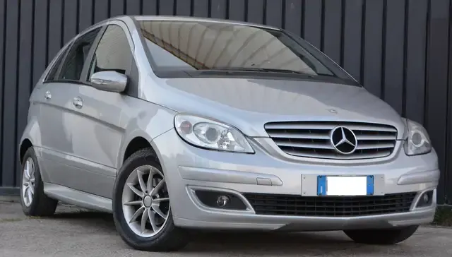 Mercedes-Benz B 150
