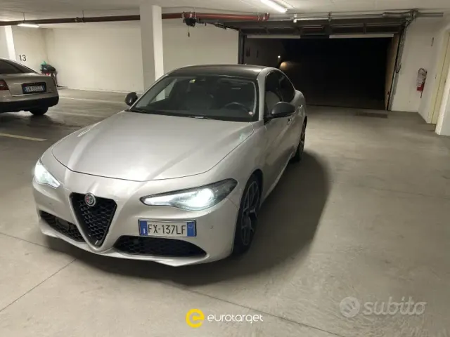 Alfa Romeo Giulia (2016)