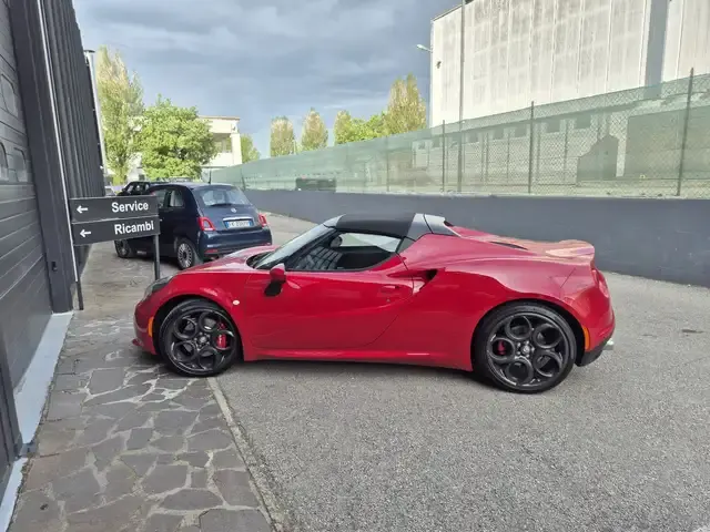 Alfa Romeo 4C