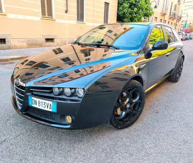 Alfa Romeo 159