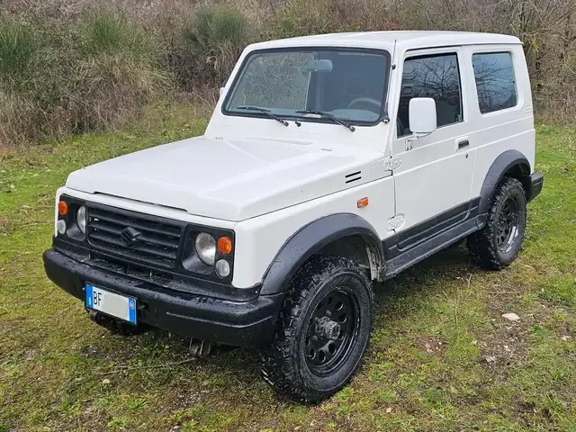 Suzuki Samurai
