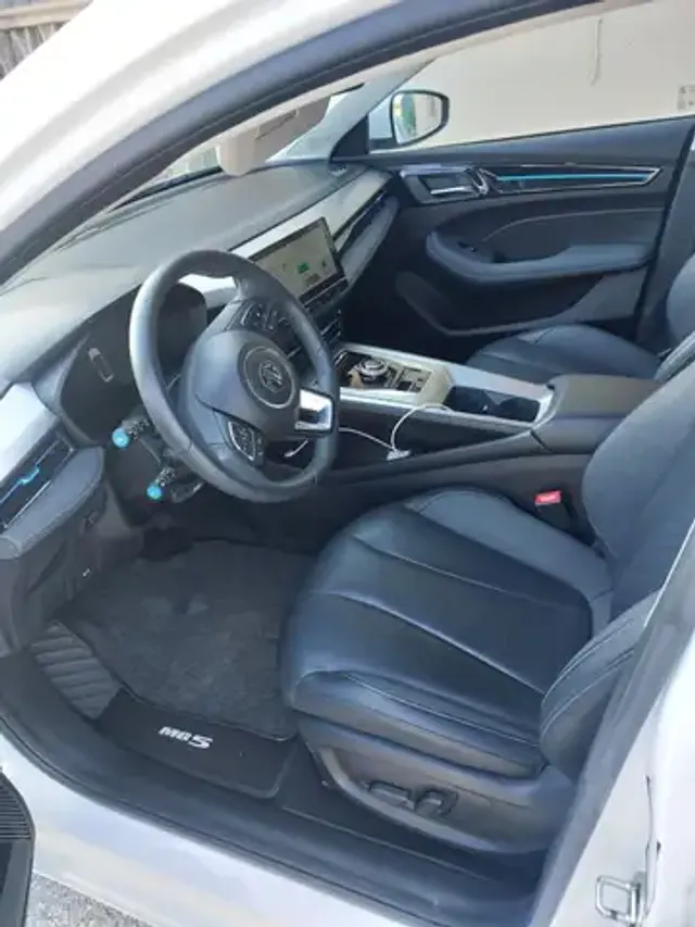 MG MG5