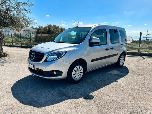 Mercedes-Benz Citan (W415)