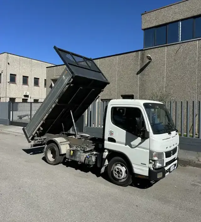 Mitsubishi Canter