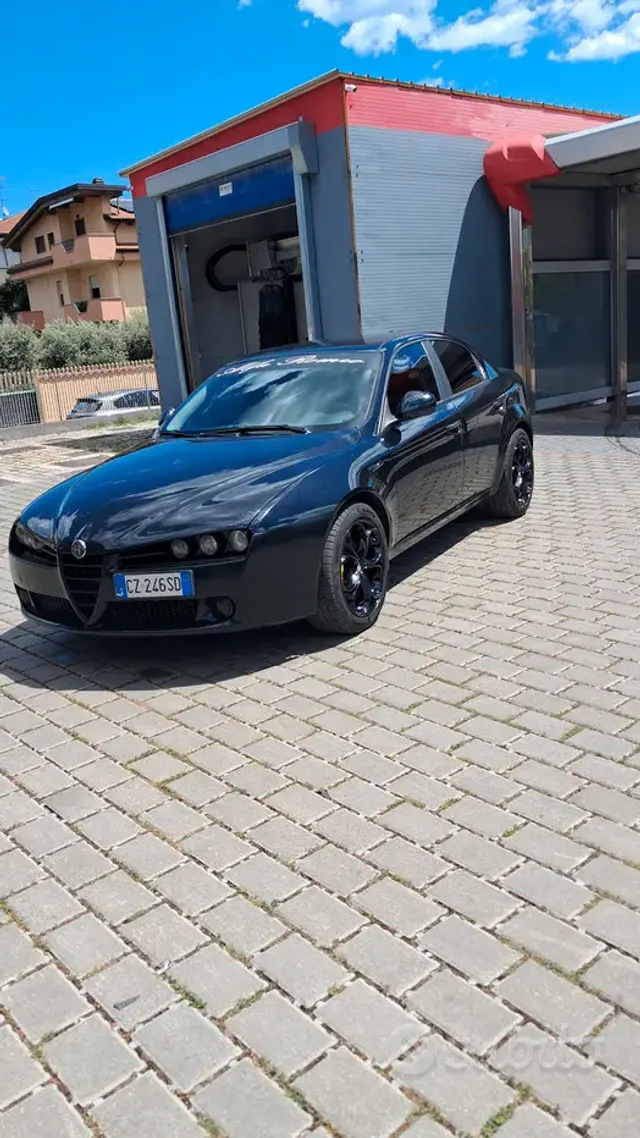 Alfa Romeo 159