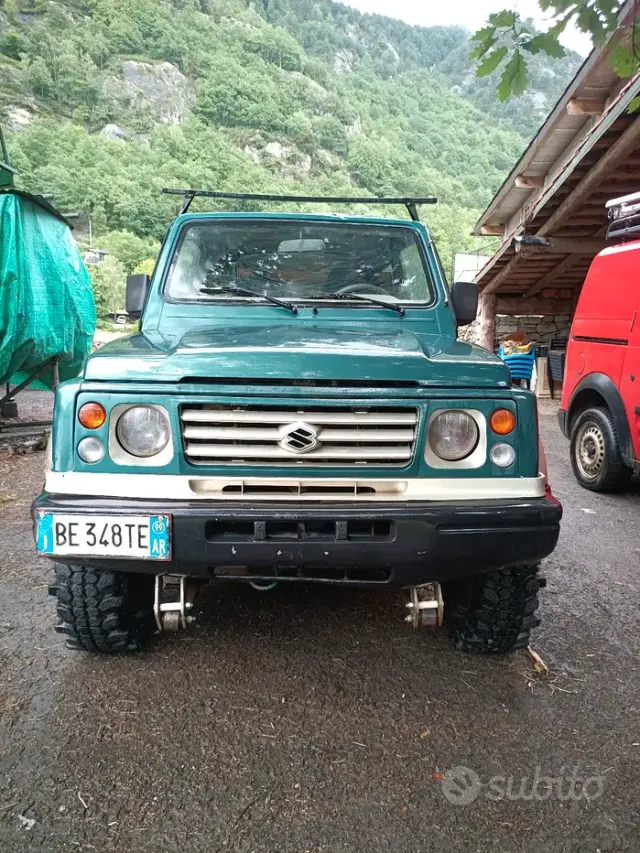 Suzuki Samurai