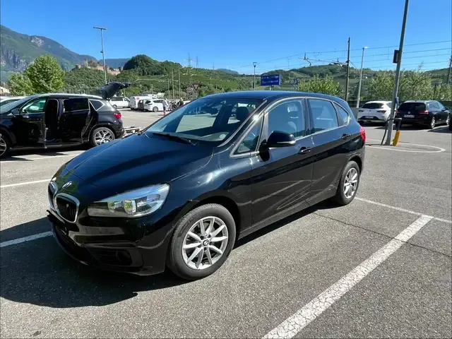 BMW 216