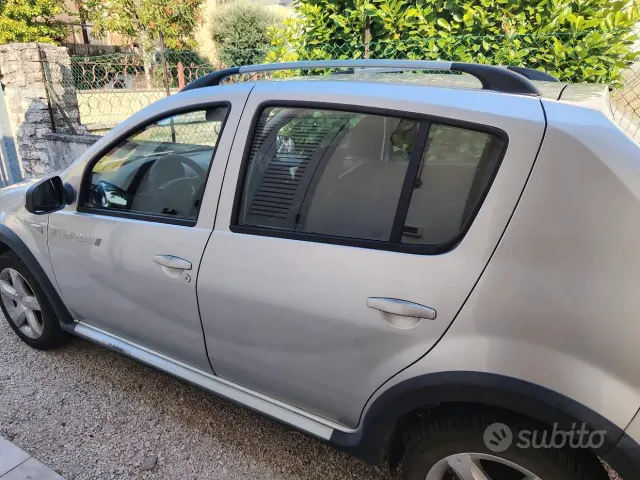 Dacia Sandero 1ª serie