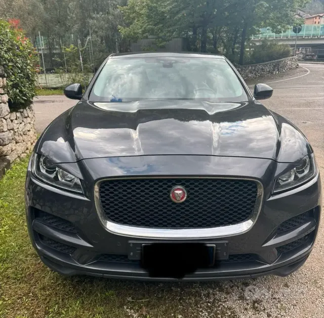 Jaguar F-Pace (X761)